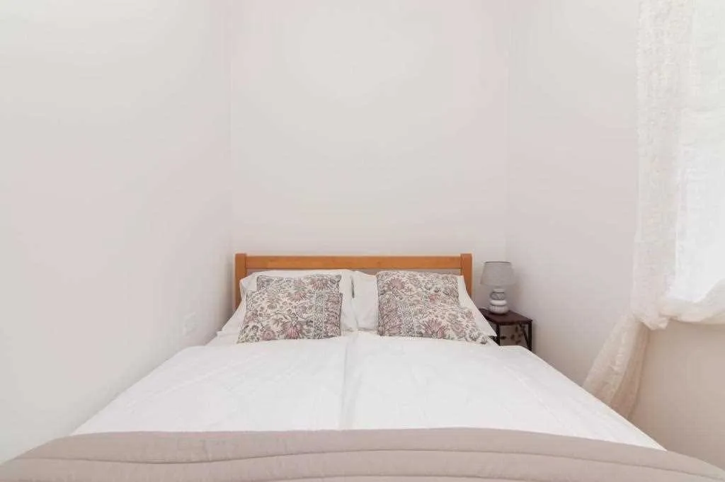 Modern 1-Bedroom Apartment in Piran, Slovenia