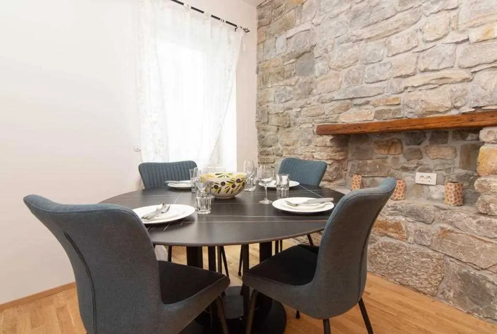 Modern 1-Bedroom Apartment in Piran, Slovenia