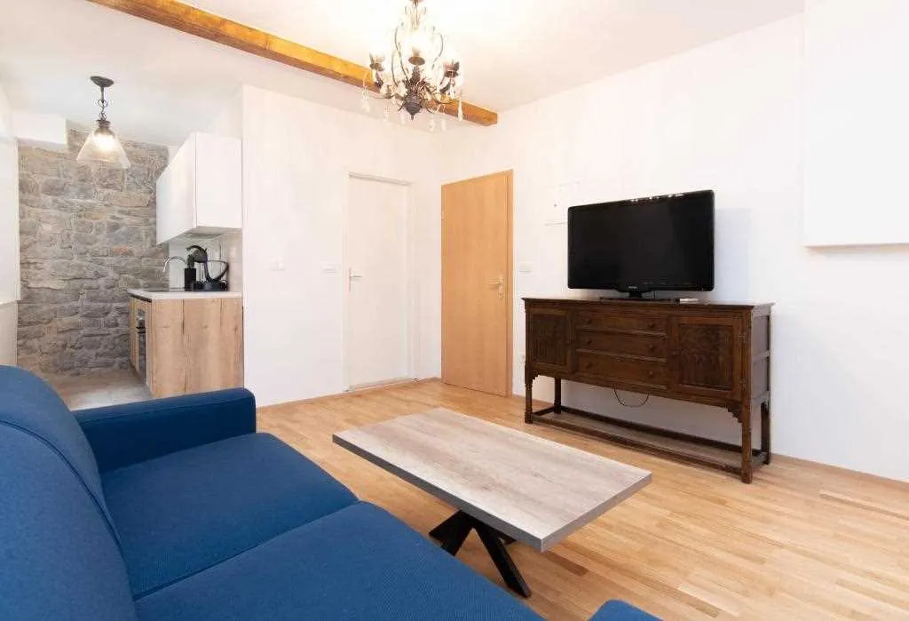 Modern 1-Bedroom Apartment in Piran, Slovenia