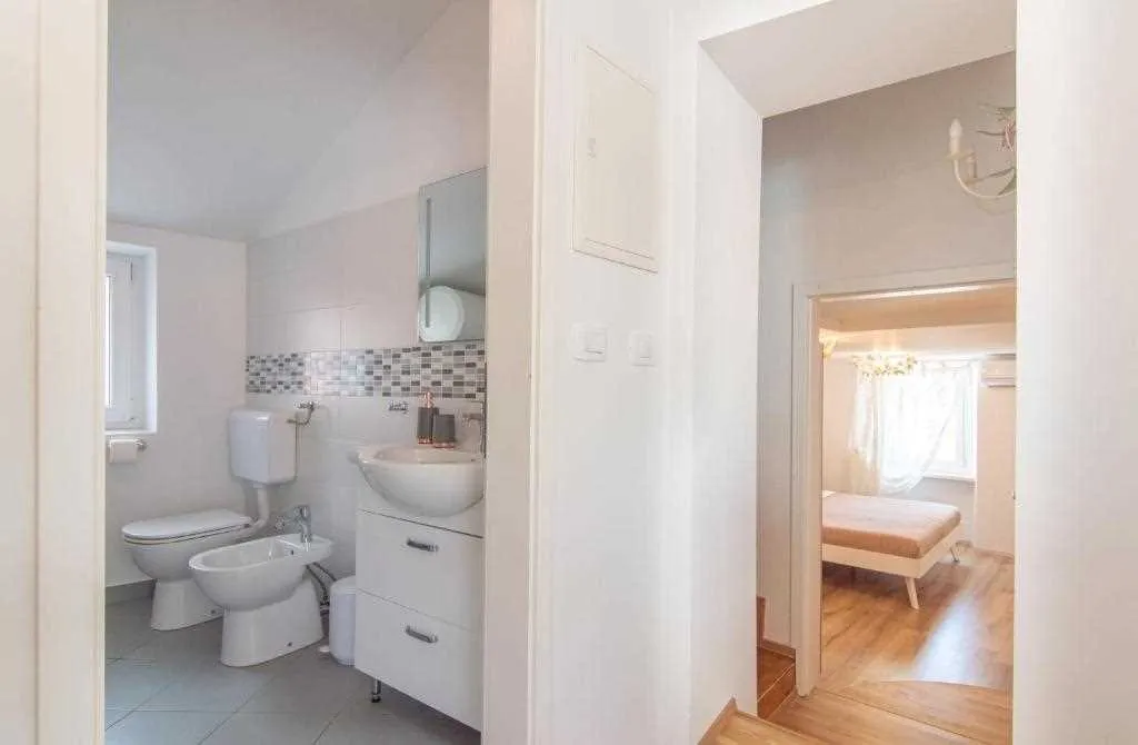 Two-Bedroom Apartment in Piran for 4 Guests