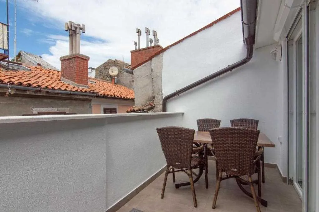 Two-Bedroom Apartment in Piran for 4 Guests