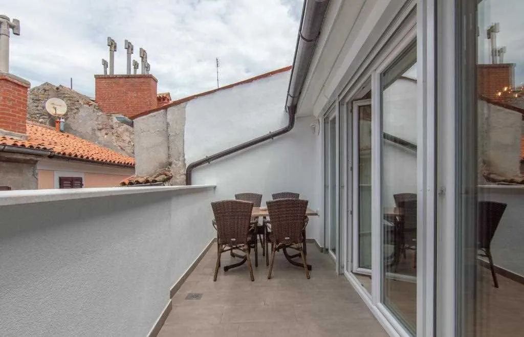 Two-Bedroom Apartment in Piran for 4 Guests