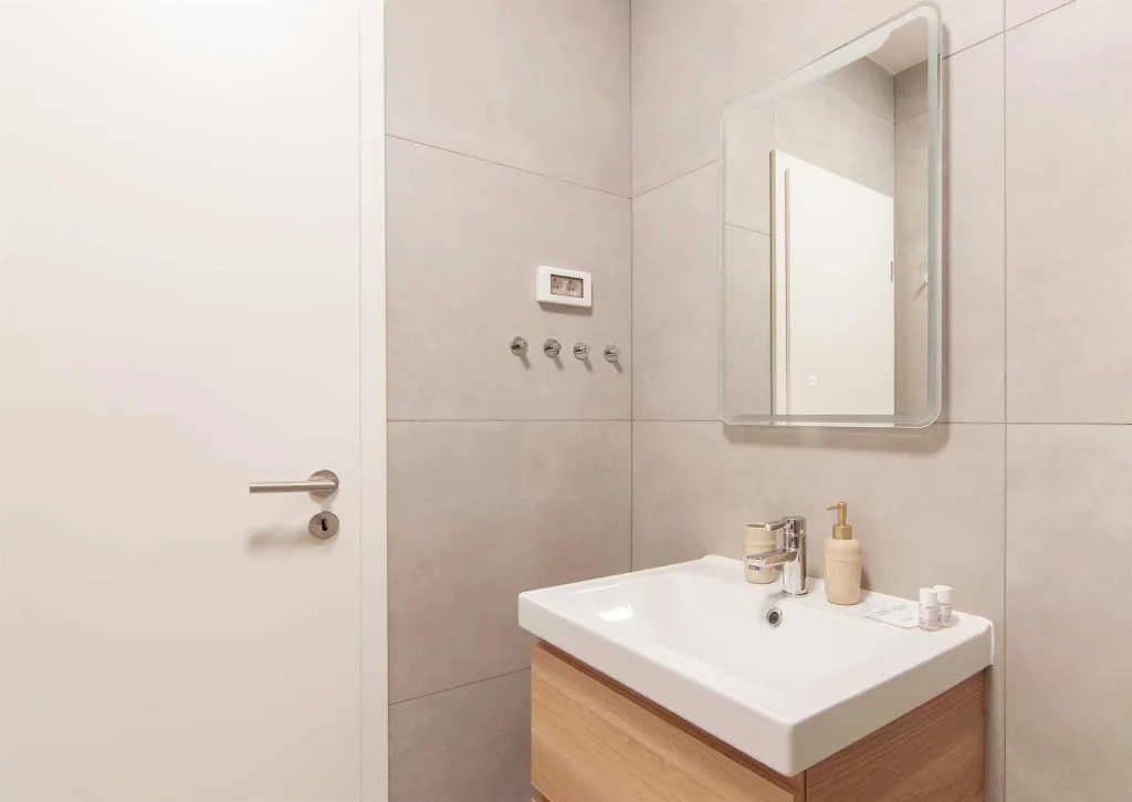 One-Bedroom Apartment in Portorož for Up to 4