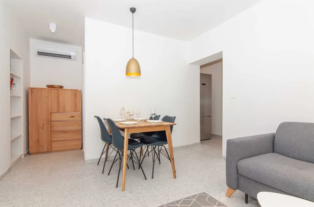 One-Bedroom Apartment in Portorož for Up to 4