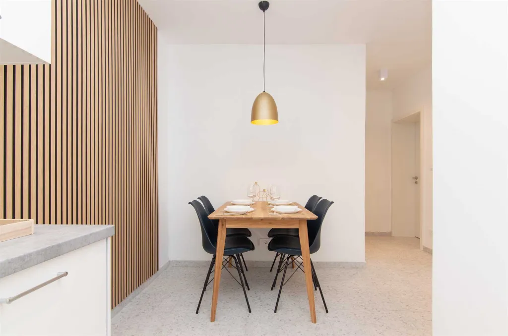 Portorož 2-Bedroom Apartment with Terrace