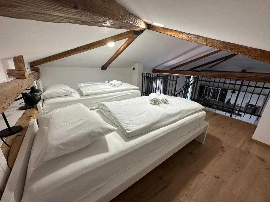 2-Bedroom Apartment in Portorož for Up to 4