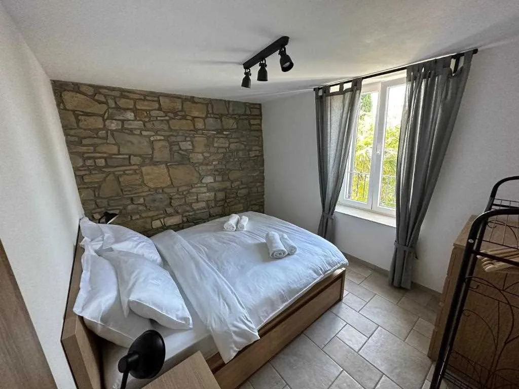 2-Bedroom Apartment in Portorož for Up to 4