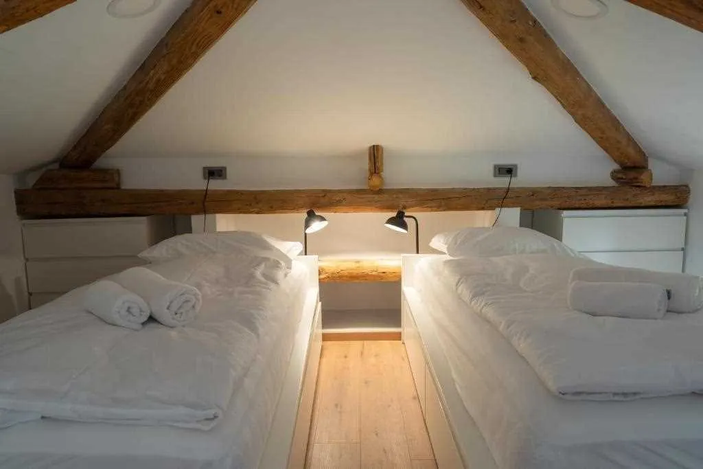 2-Bedroom Apartment in Portorož for Up to 4