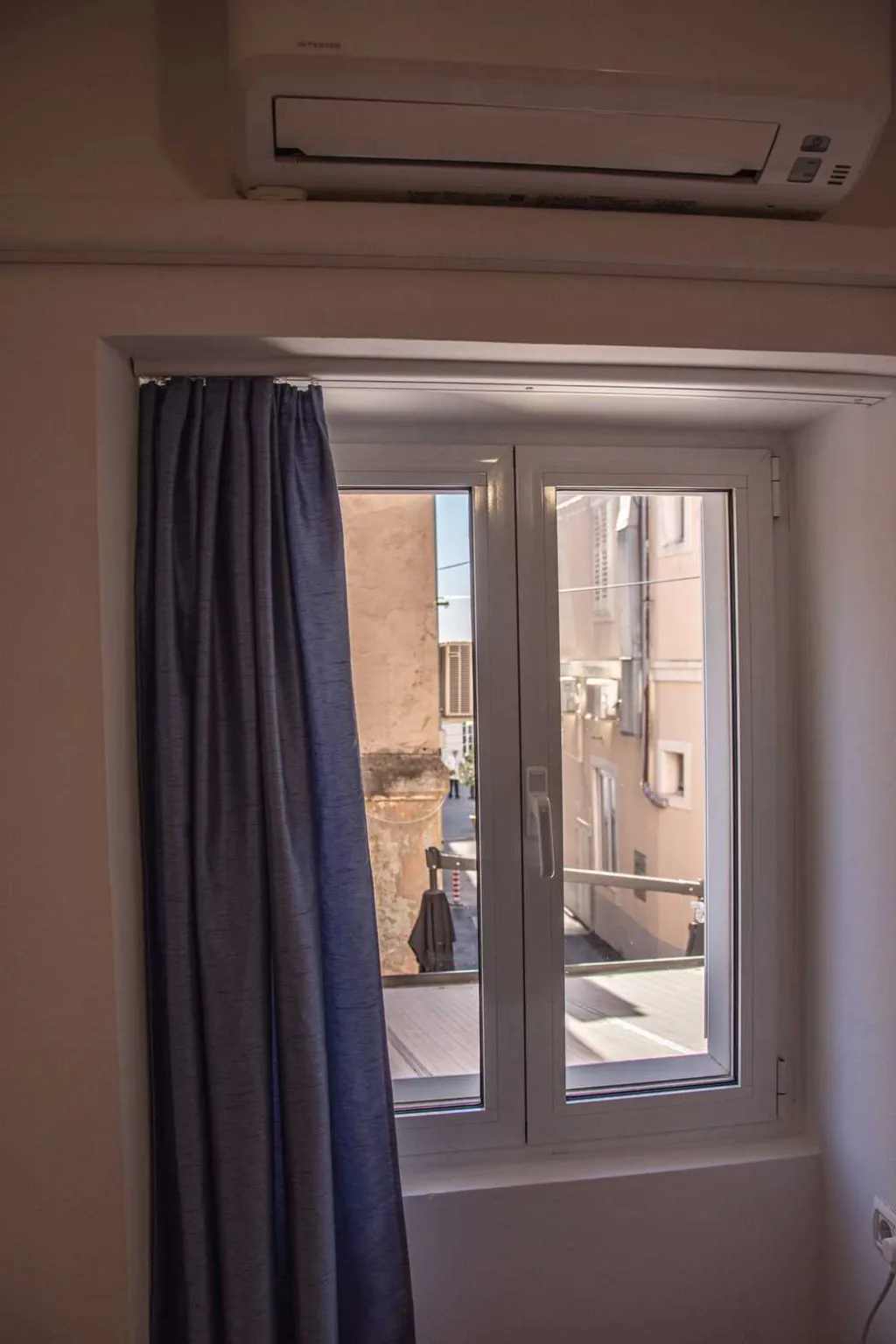 Air-Conditioned Double Room in Piran for 2 Guests