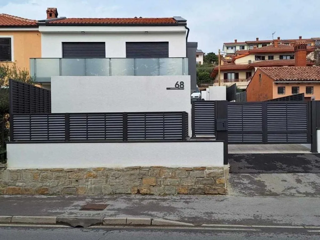 Two-Bedroom Apartment in Ankaran for 4 Guests