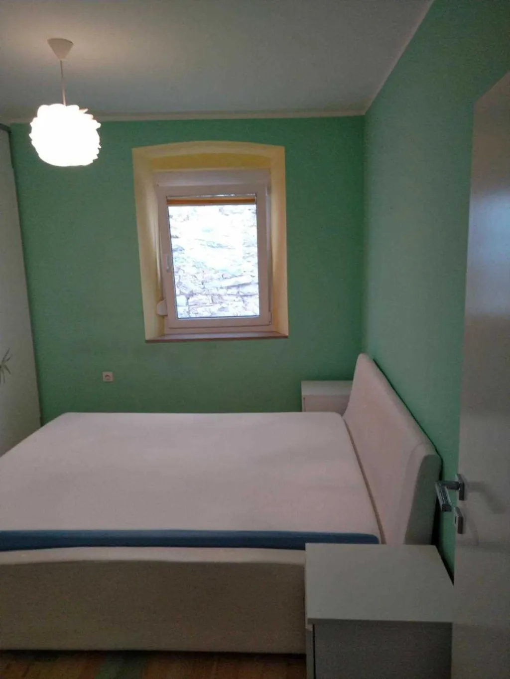 Koper 2-Bedroom Apartment for Up to 4 Guests