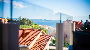 Podstrana 2-Bedroom Apartment for Up to 5 Guests