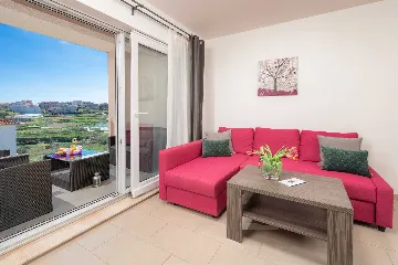 1-Bedroom Apartment in Podstrana for Up to 4