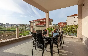 Two-Bedroom Apartment in Podstrana with Terrace