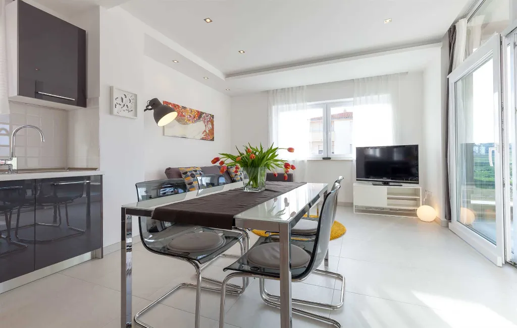 Two-Bedroom Apartment in Podstrana with Terrace