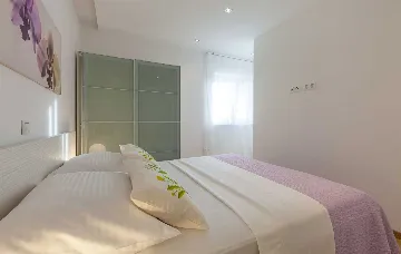 Two-Bedroom Apartment in Podstrana with Terrace