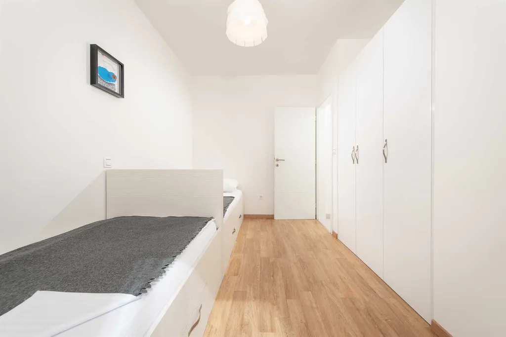 Podstrana Two-Bedroom Apartment for Up to 5