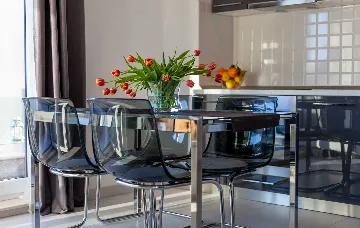 Podstrana Two-Bedroom Apartment for Up to 5