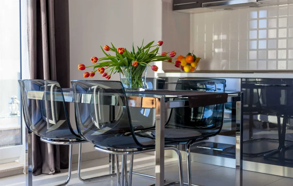 Podstrana Two-Bedroom Apartment for Up to 5