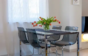 1-Bedroom Apartment for up to 3 Guests in Podstrana