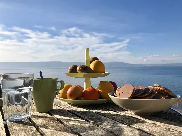 Loft with Sea Views and Pool in Novi Vinodolski