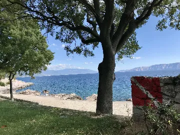 Loft with Sea Views and Pool in Novi Vinodolski