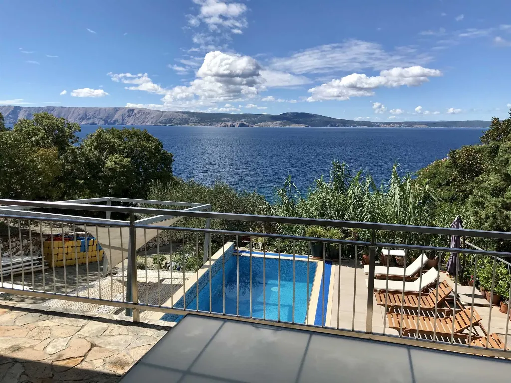 Beachside Villa with Pool in Novi Vinodolski