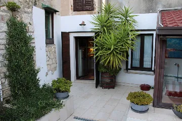 2-Bedroom Apartment for 4 in Rovinj