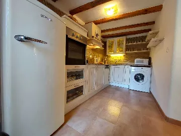 2-Bedroom Apartment for 4 in Rovinj