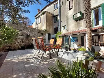 2-Bedroom Apartment for 4 in Rovinj