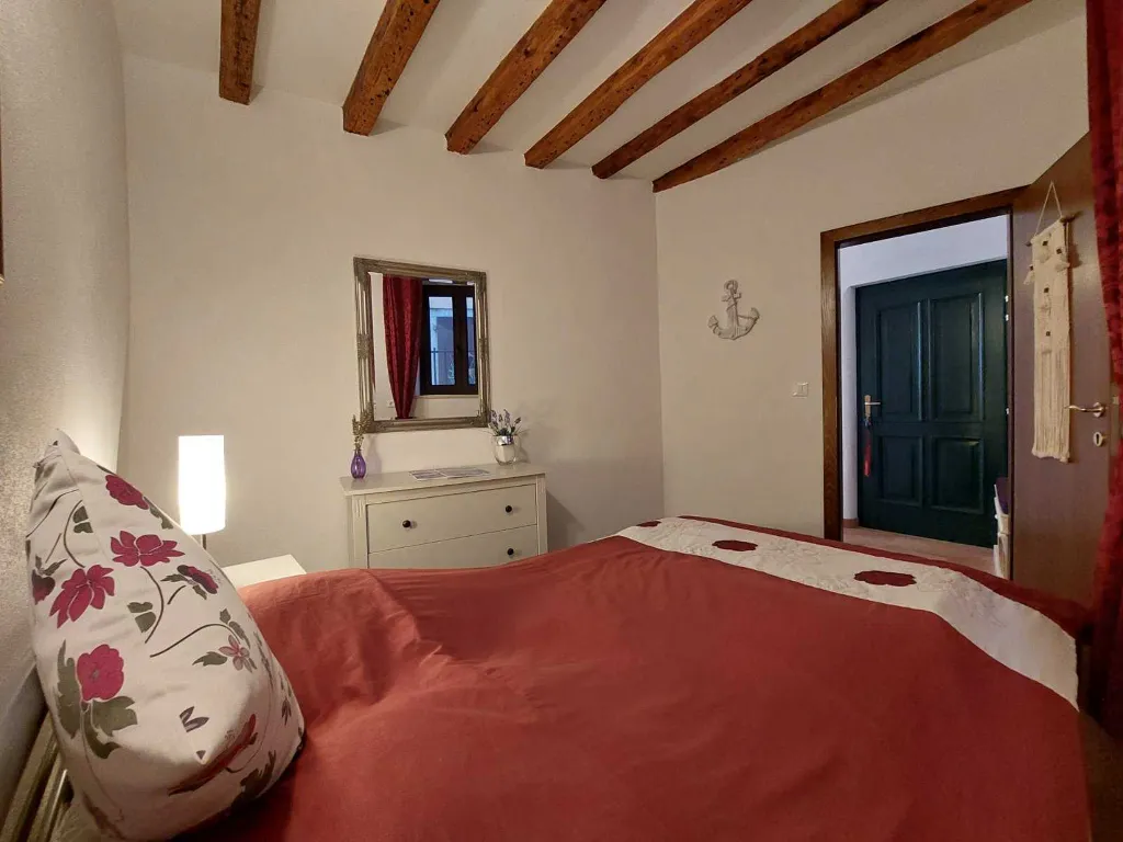 2-Bedroom Apartment for 4 in Rovinj