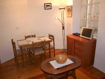 2-Bedroom Apartment in Rovinj for up to 5