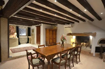 Rovinj Villa with 5 Bedrooms for 12 Guests