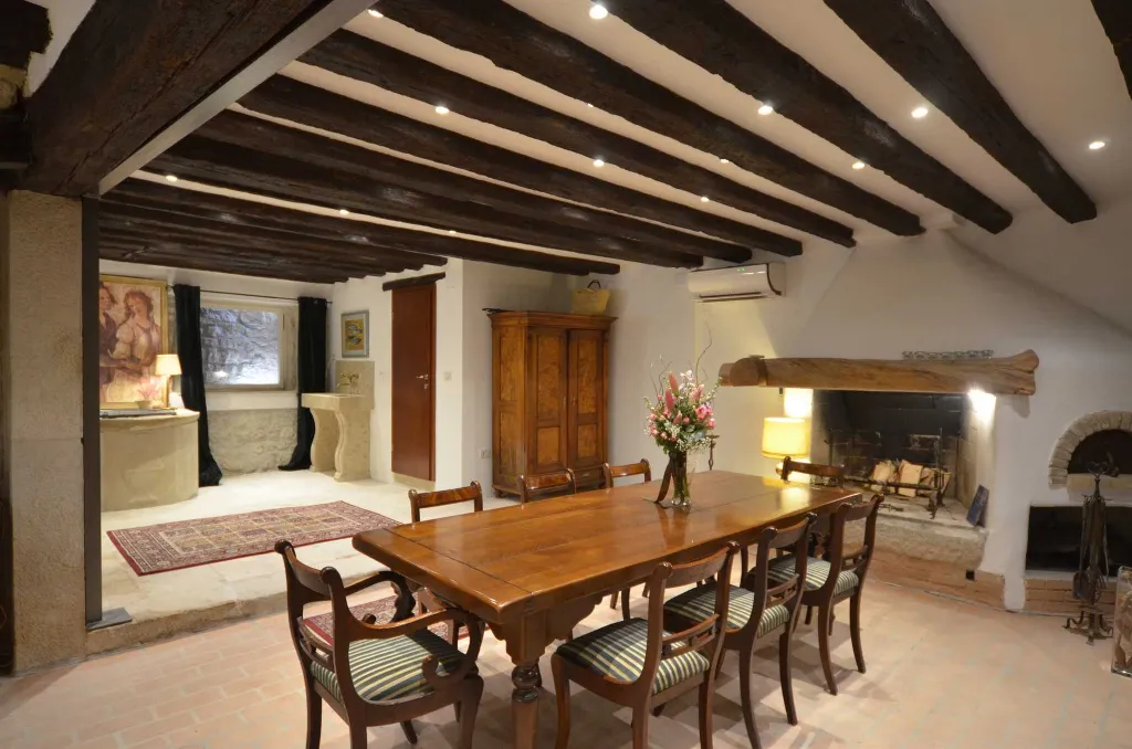 Rovinj Villa with 5 Bedrooms for 12 Guests