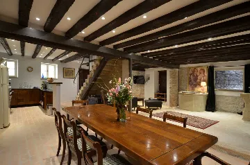 Rovinj Villa with 5 Bedrooms for 12 Guests