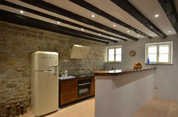 Rovinj Villa with 5 Bedrooms for 12 Guests