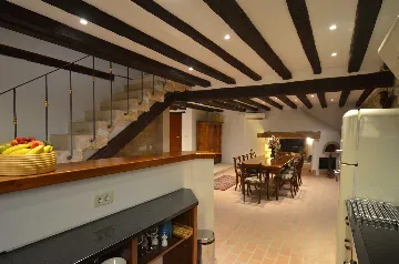 Rovinj Villa with 5 Bedrooms for 12 Guests