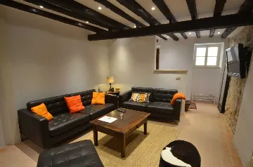 Rovinj Villa with 5 Bedrooms for 12 Guests