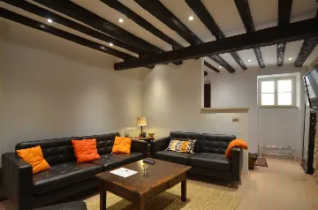 Rovinj Villa with 5 Bedrooms for 12 Guests