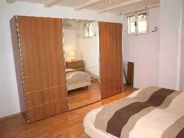 Rovinj Villa with 5 Bedrooms for 12 Guests