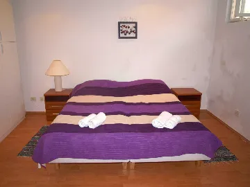 Rovinj Villa with 5 Bedrooms for 12 Guests