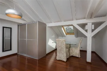 Air-Conditioned 3-Bedroom Apartment in Milna