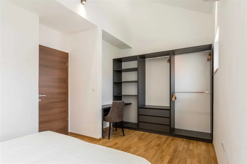 3-Bedroom Apartment in Podstrana with Sea View