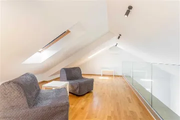 3-Bedroom Apartment in Podstrana with Sea View