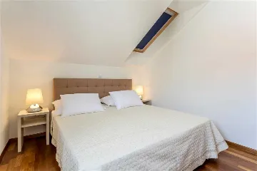 Podstrana 6-Bedroom Apartment with Sea-View Terrace