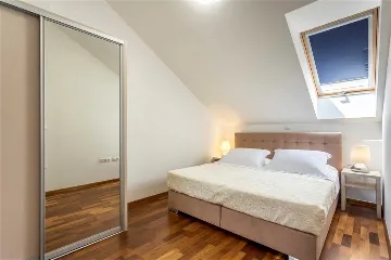 Podstrana 6-Bedroom Apartment with Sea-View Terrace