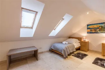 2-Bedroom Apartment in Split with Shared Terrace