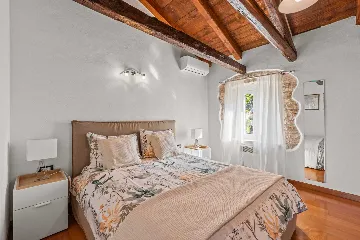 2-Bedroom Villa with Pool in Kanfanar (Sleeps 4)