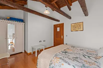 2-Bedroom Villa with Pool in Kanfanar (Sleeps 4)