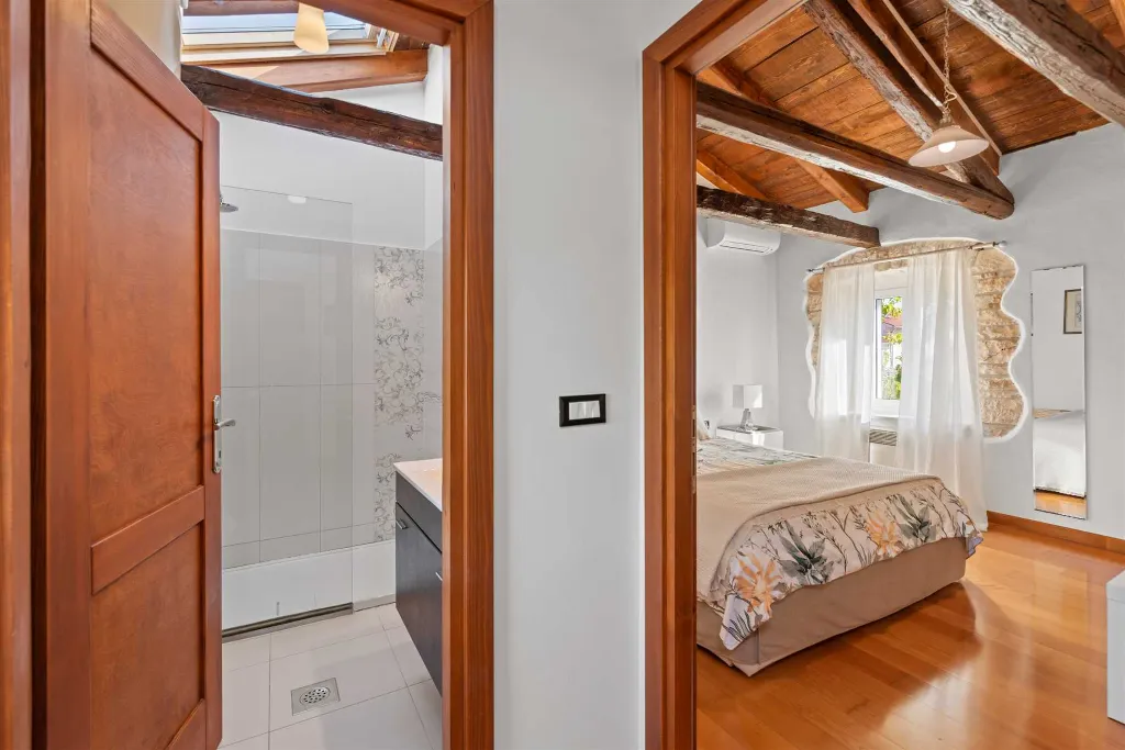 2-Bedroom Villa with Pool in Kanfanar (Sleeps 4)